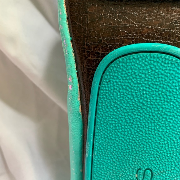 Custom Test Shoes - Picture 6 of 12